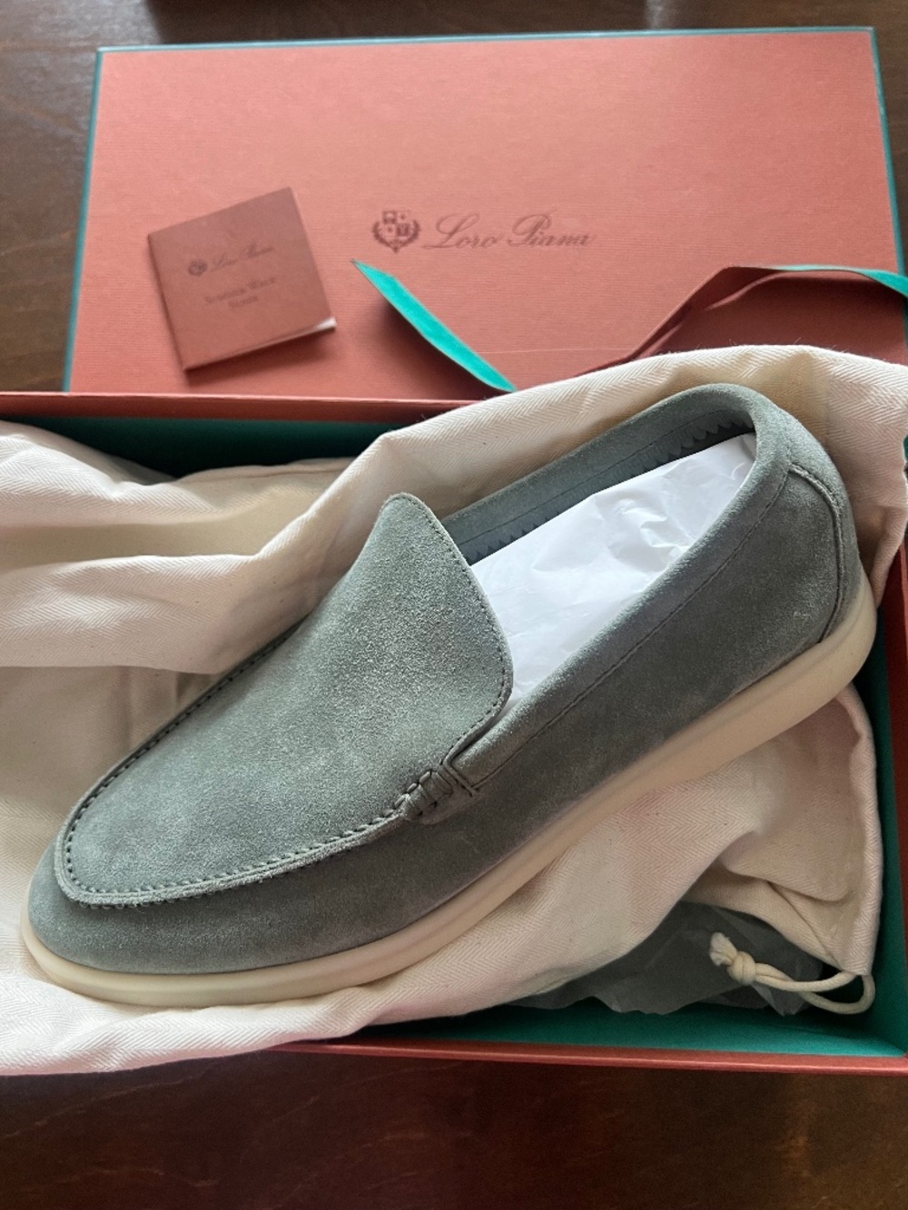 NEW Loro Piana summer walk size 40 (Men)